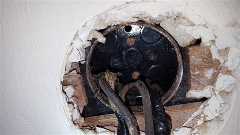 install old work ceiling junction box|old work ceiling box installation.